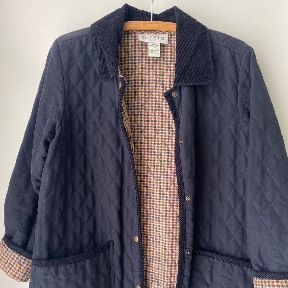 Orvis Quilted Barn Jacket Corduroy Collar Flannel Lined Snap Button Sz SM